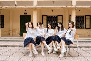 Tips mặc đồng phục đẹp